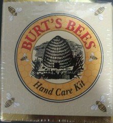 BURTS BEES HAND CARE KIT (Box Smashed)