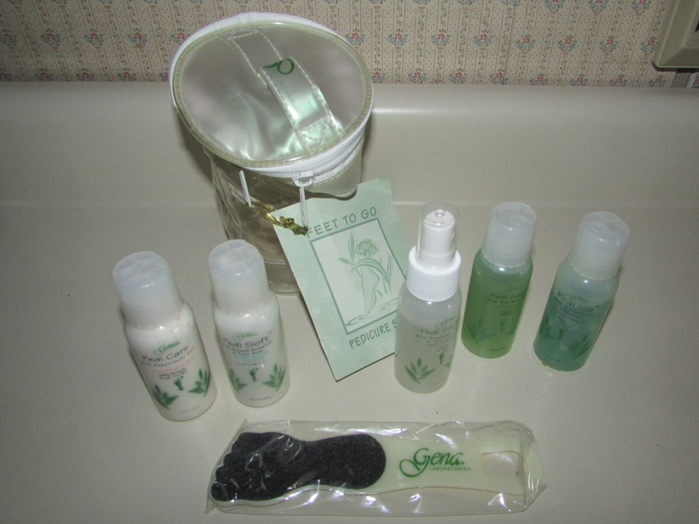 Gena Pedi Feet To Go Travel Kit New W/O Tags Made in USA