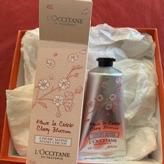 Loccitane NWB 5pc Arlesienne Rose Cherry Blossom Jumbo 150ml Scented Hand Cream