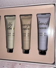 Christmas 5pc Scents Hand Cream Collection 1 fl oz NEW in Box