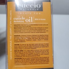 Cuccio Naturale Revitalizing Cuticle Oil 2.5oz Milk & Honey New in Box