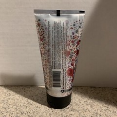 New Beekman 1802 Goat Milk Hand Cream 2.0 oz Honeyed Grapefruit