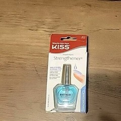 kiss maximum strengthener
