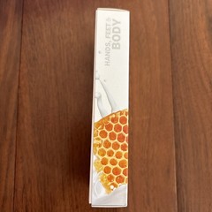 CUCCIO Revitalizing Roll-On Cuticle Oil*Milk &Honey 10ml/.33 fl oz
