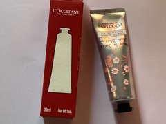 L’Occitane en Provence cherry blossom hand cream 1 oz &