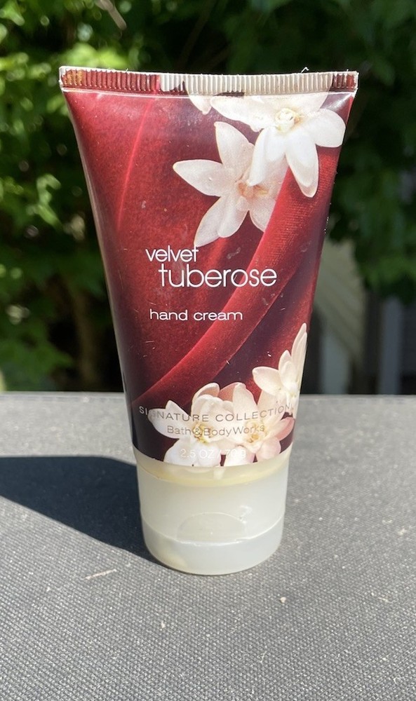 Bath & Body Works VELVET TUBEROSE Hand Cream 2.5 oz Rare HTF Read Description