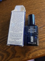 Avon – Nail Protein Strengthening System – Vintage HTF 1997 – 14.7mL .5oz