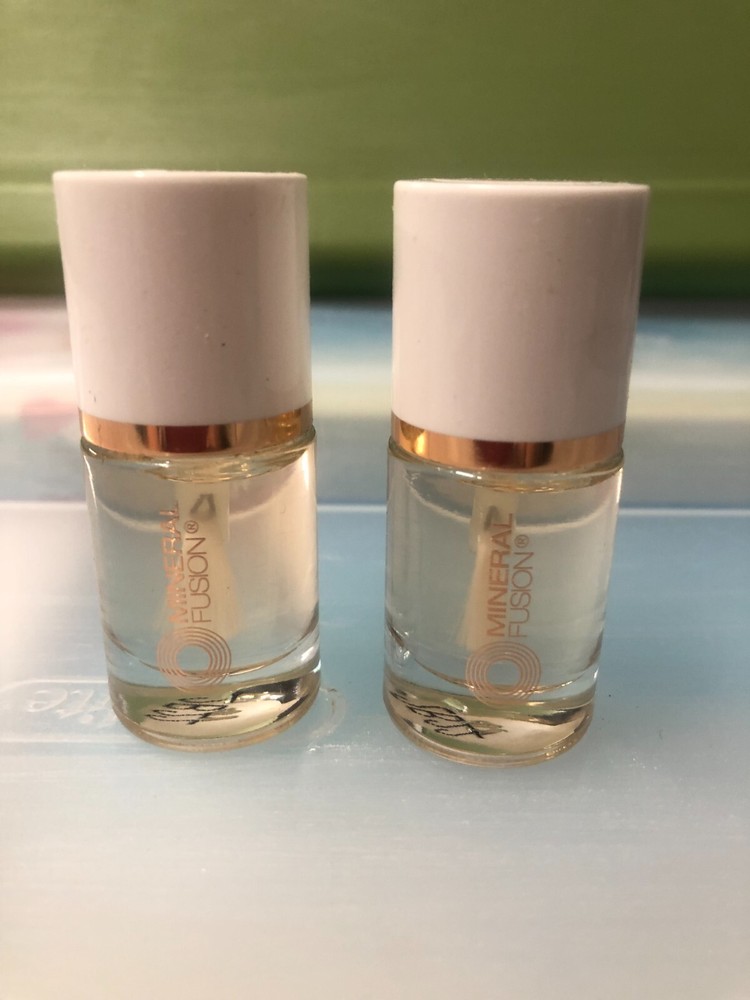 LOT of 2 Mineral Fusion Cuticle Oil 020 0.33 oz. ea