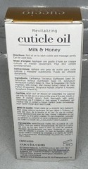 Cuccio Naturale Revitalizing Roll-On Cuticle Oil Milk & Honey 10Ml (.33fl.oz)