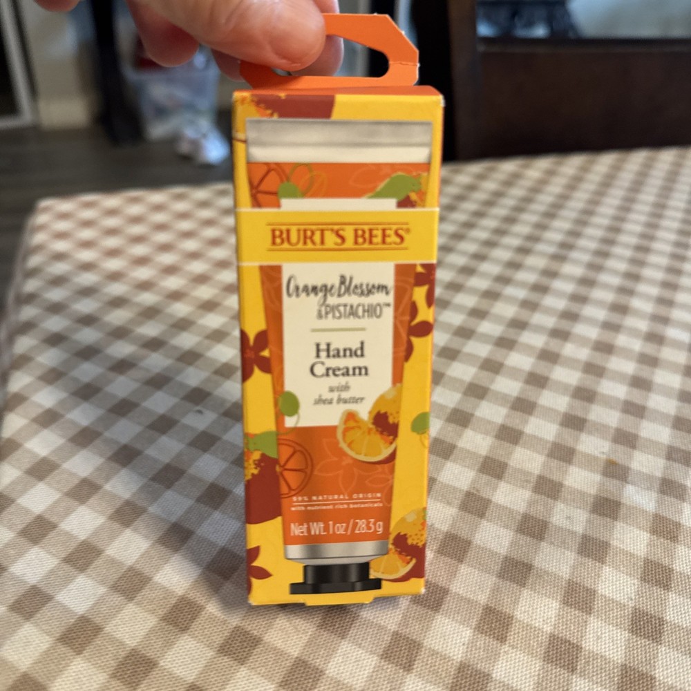 BURT’S BEES ORANGE BLOSSOM & PISTACHIO HAND CREAM W/ SHEA BUTTER 1 OZ – NEW