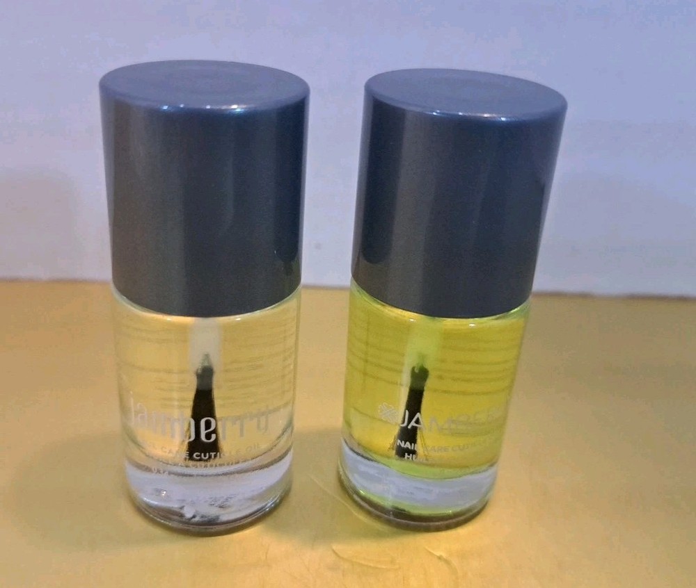 Two Bottles Of Jamberry Nail Care Cuticle Oil NC01 Pineapple 155N2 NEW retired