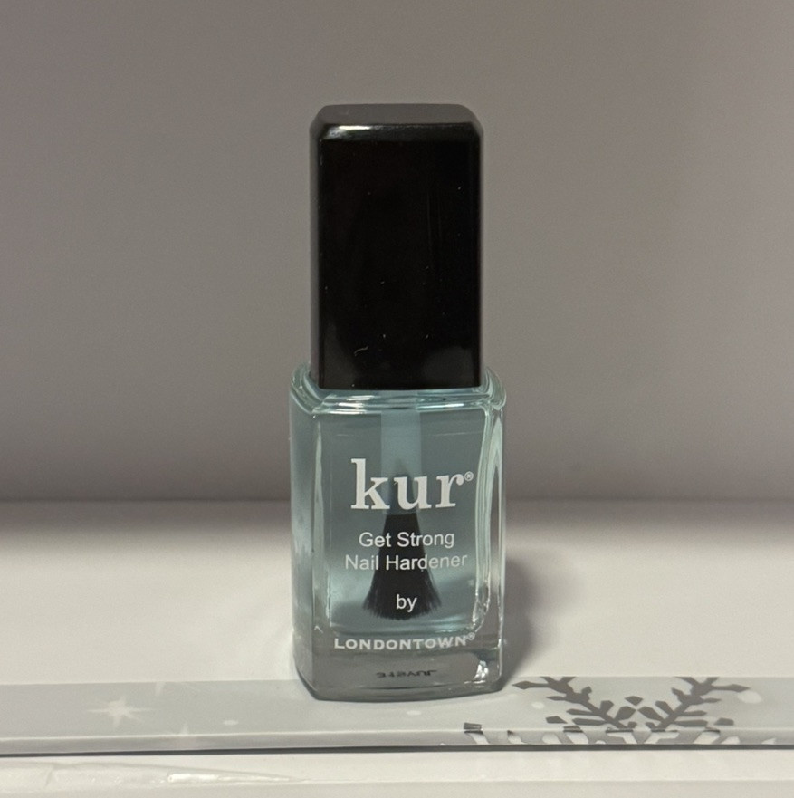 Kur by Londontown Get Strong Nail Hardener 0.4 fl oz New without box