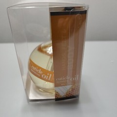 Cuccio Naturale Revitalizing Cuticle Oil 2.5oz Milk & Honey New in Box
