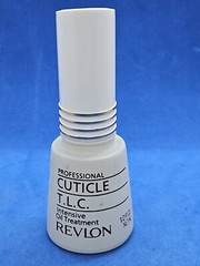 REVLON CUTICLE T.L.C. Intensive Oil Treatment w/Free Jumbo Elegant Emery Board