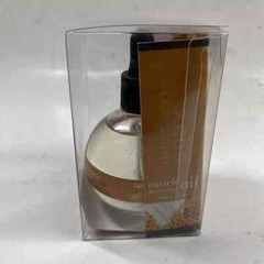 Cuccio Naturale Revitalizing Cuticle Oil Milk & Honey 2.5 Oz/75mL New in Box