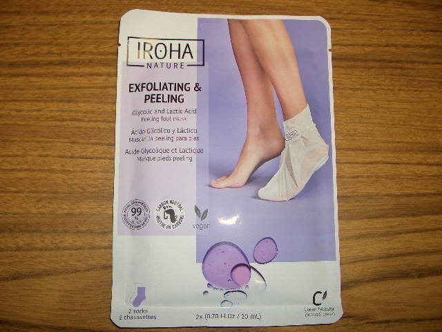 5 Packs IROHA Nature Exfoliating & Peeling Foot Mask 2 Socks in each
