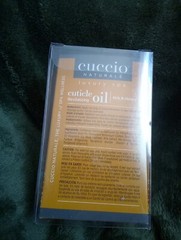 Cuccio Naturale Luxury Spa Revitalizing Cuticle Oil – Pomegranate & Fig 2.5fl.oz