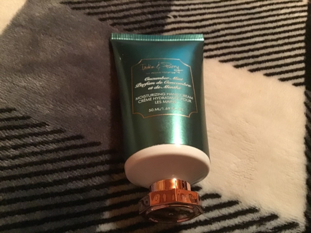 india & purry cucumber mint moisturizing hand cream