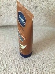 Vaseline Intensive Care Hydra Replenish Hand Cream – 3.4 fl oz (100 ml) Tube