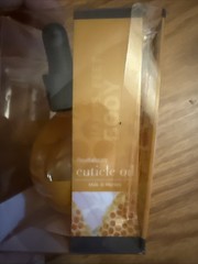 Cuccio Naturale Milk & Honey Cuticle Revitalizing Oil – NIB Full Size 2.5 fl oz