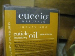 2x CUCCIO REVITALIZE NAILS CUTICLE NATURAL OIL MILK & HONEY 2.5oz (75ml) NEW NIB